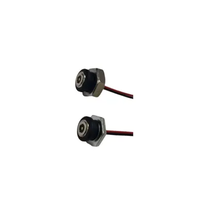 Magnetic charging cable with nut